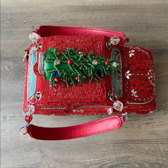 Mary Frances All Spruced Up Christmas Car - Picture 12 of 14